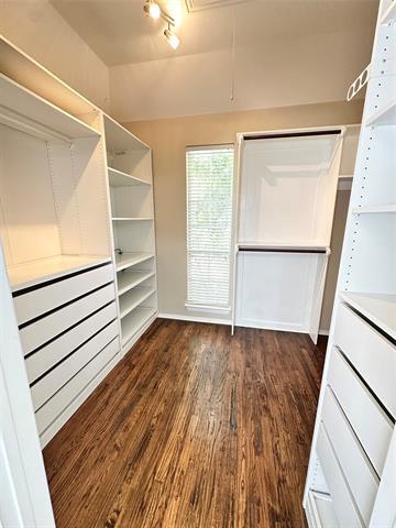 Building Photo - 801 Heatherglen Ct