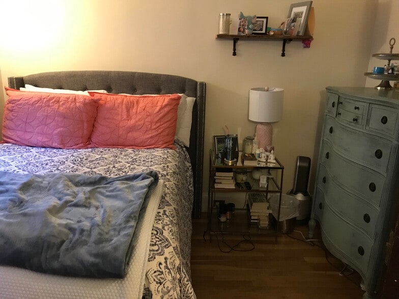 2nd bedroom - 37 Gorham Ave