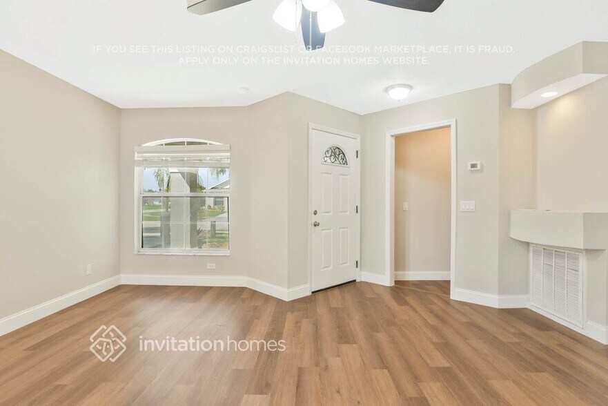 Building Photo - 2218 Santa Lucia St