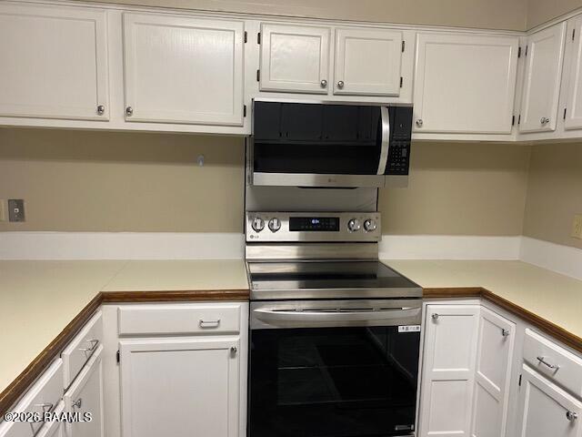 Building Photo - 5628 Moorstone Dr