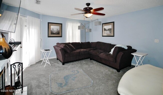 Building Photo - 200 Ironwood Dr