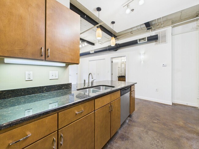 Building Photo - 15 N 18th St