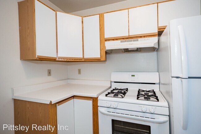 Building Photo - 2 br, 2 bath Apartment - 701 Fotis Drive