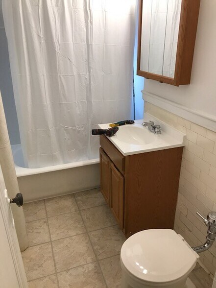 Building Photo - 1161 Boylston St