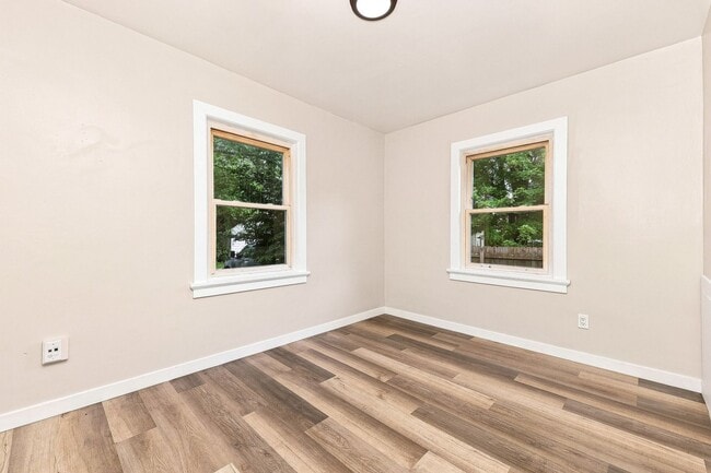 Building Photo - 2902 Whittier Ave