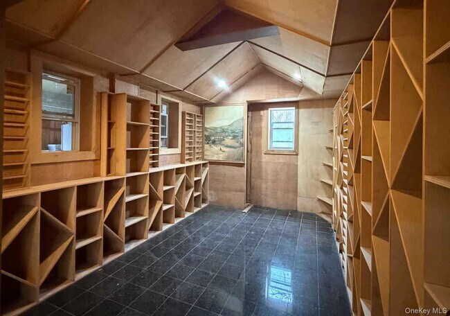 Building Photo - 180 Stone Hill Rd