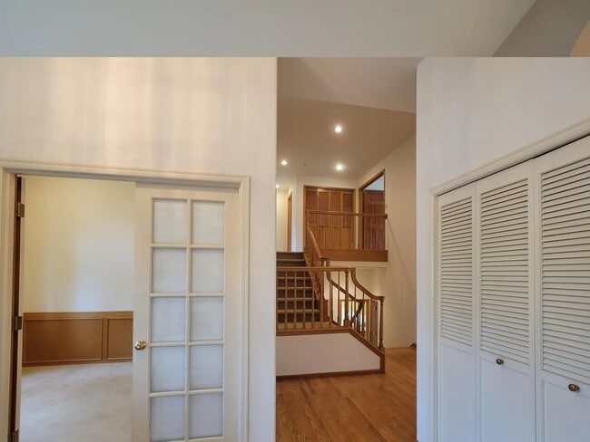 Building Photo - Spacious 3-Bedroom Home with Den and Private Backyard in Prime Location