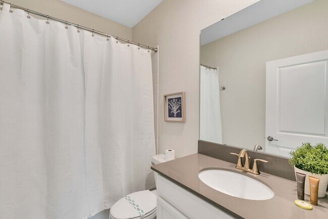 Building Photo - 2831 Bookmark Dr