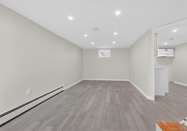 Building Photo - 149 Lewis Ln