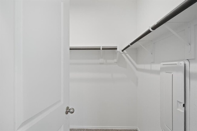 Building Photo - 4905 Blue Beetle Rdg Dr