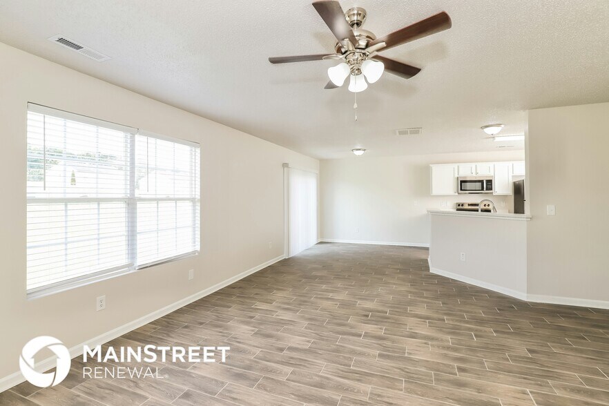 Building Photo - 2114 Gramercy Park Dr