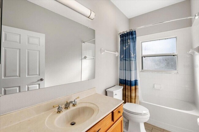 Building Photo - 2580 Channel Way