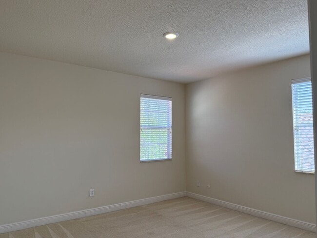 Building Photo - 2740 Swoop Cir
