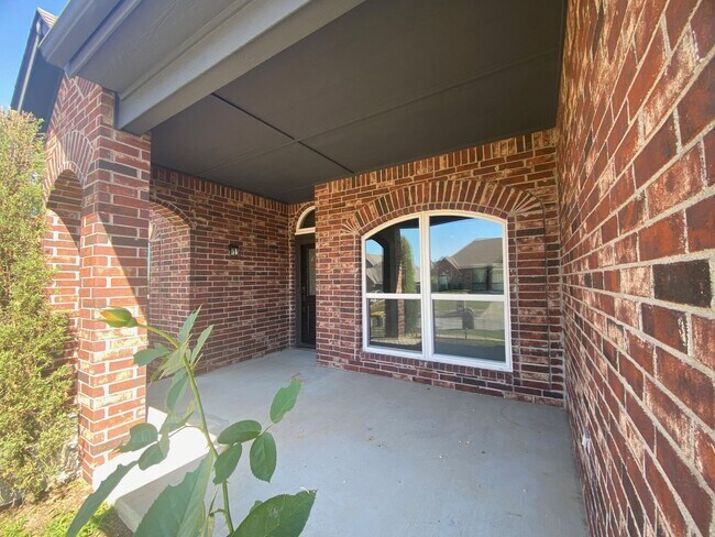 Building Photo - Jenks Schools! Prepare to fall in love wit...