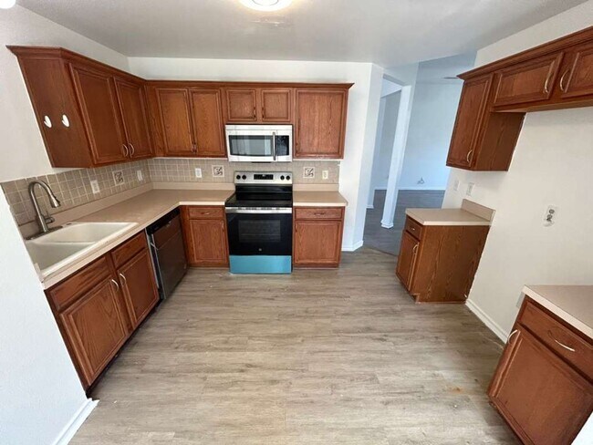 Building Photo - Location....Location....Location....