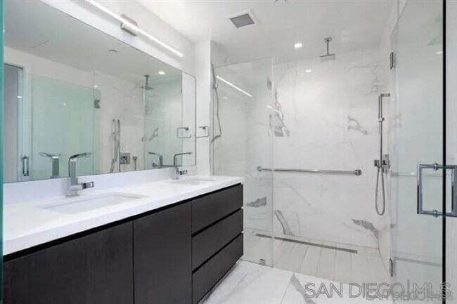 Building Photo - 1388 Kettner Blvd