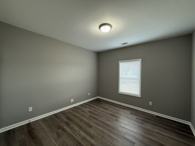 Building Photo - 151 Charlotte Cir