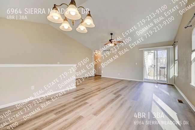 Building Photo - Updated and Open 4 Bedroom, 3 Full Bath Ho...