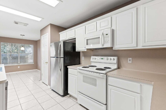 Building Photo - 51 Marble Rock Pl