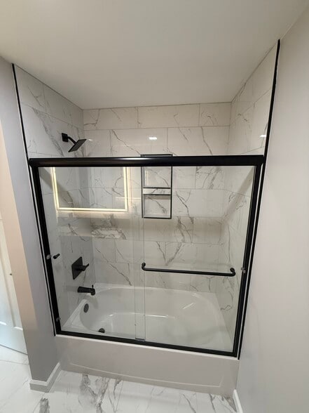 Building Photo - 24 Canal St