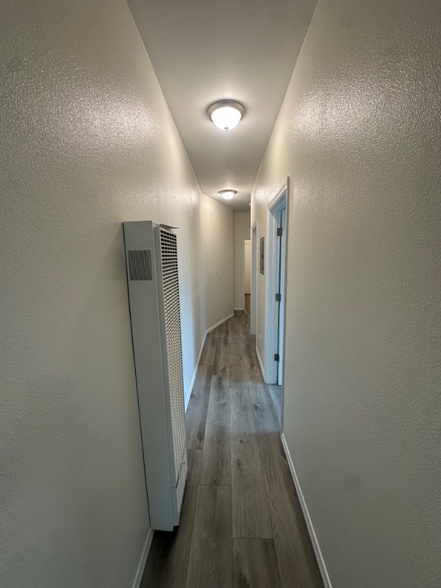 Building Photo - 2715 1/2 Alsace Ave