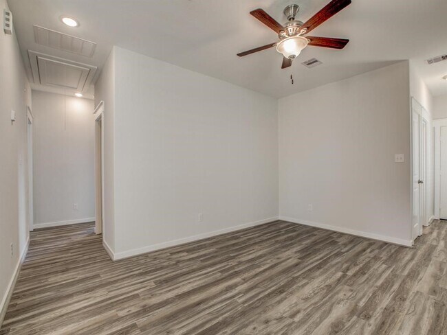 Building Photo - 12646 Alta Vista