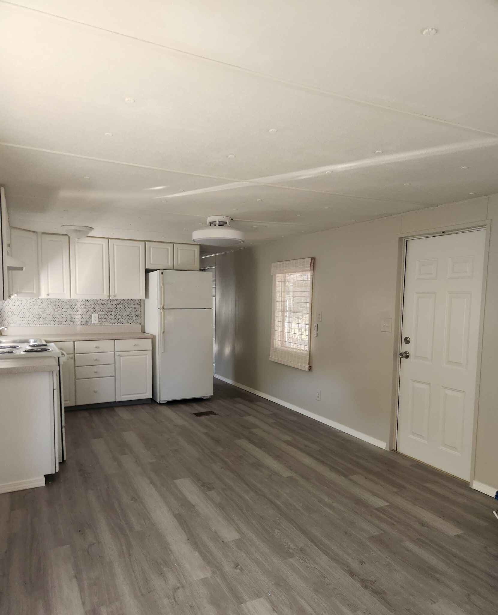 Building Photo - 922 S Sunfish Ave