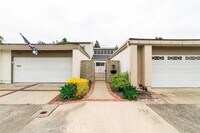 Building Photo - 4436 Sandburg Way