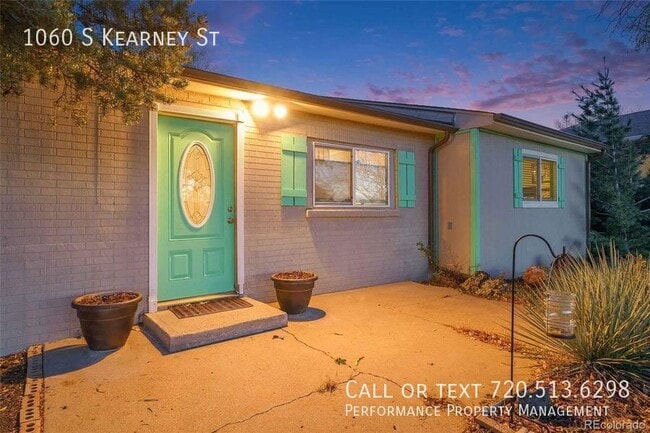 Building Photo - 1060 S Kearney St