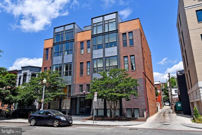 Primary Photo - 1407 W St NW