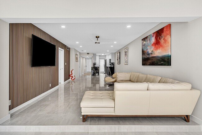 Building Photo - 3351 Spanish Trail