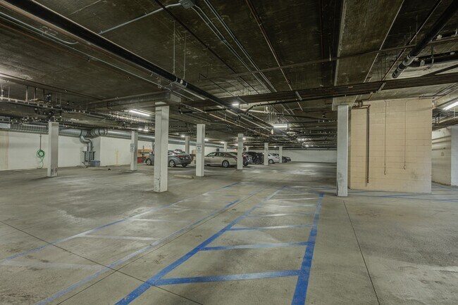 Building Photo - Massive Three Bedroom Two Bath Condo Available now!