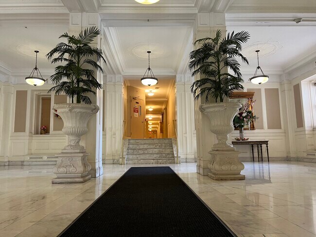 Entrace - 2600 John F Kennedy Blvd