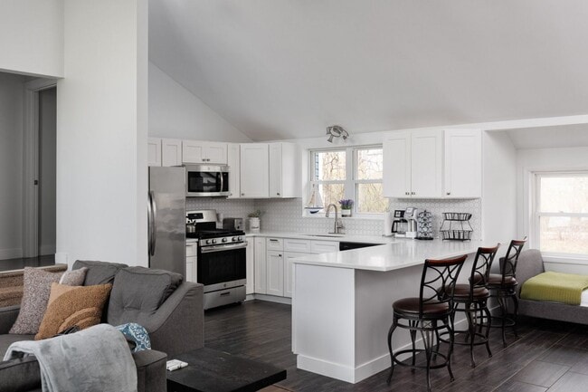 Building Photo - 21854 Golf Dr