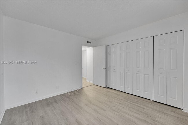 Building Photo - 1200 NW 87th Ave