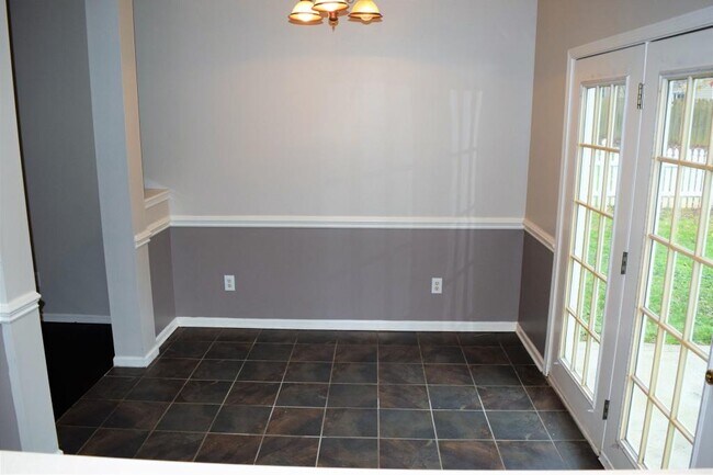 Building Photo - 21345 Aftonshire Dr