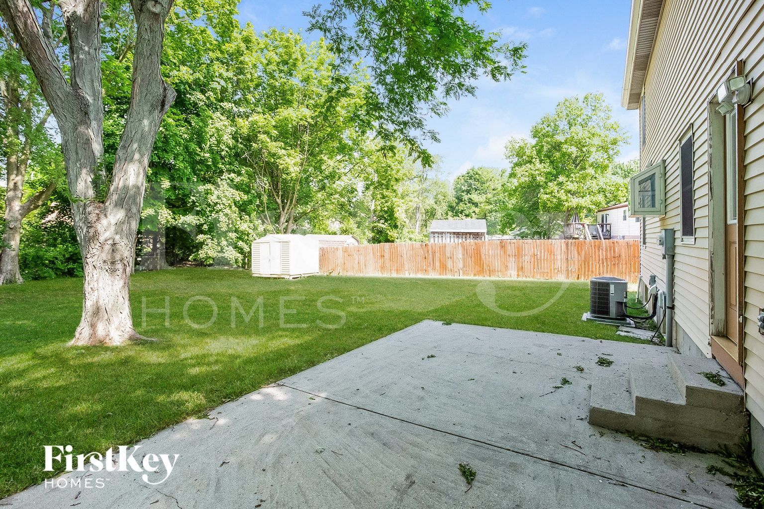 Building Photo - 8053 Harvest Ln