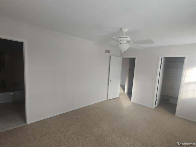 Building Photo - 919 Kirts Blvd