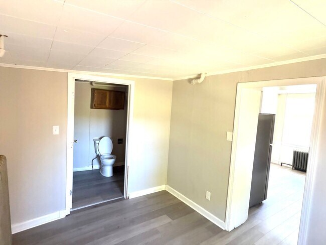 Building Photo - 4007 Germantown Pike