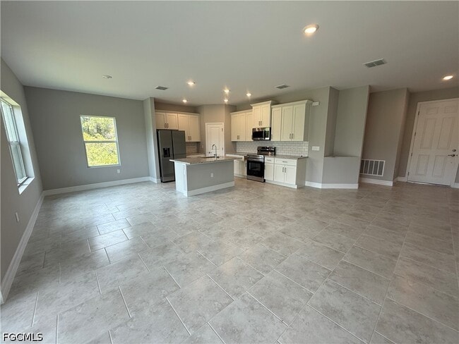 Building Photo - 3607 62nd St W