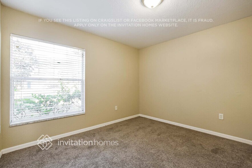 Building Photo - 4736 Robin Dr