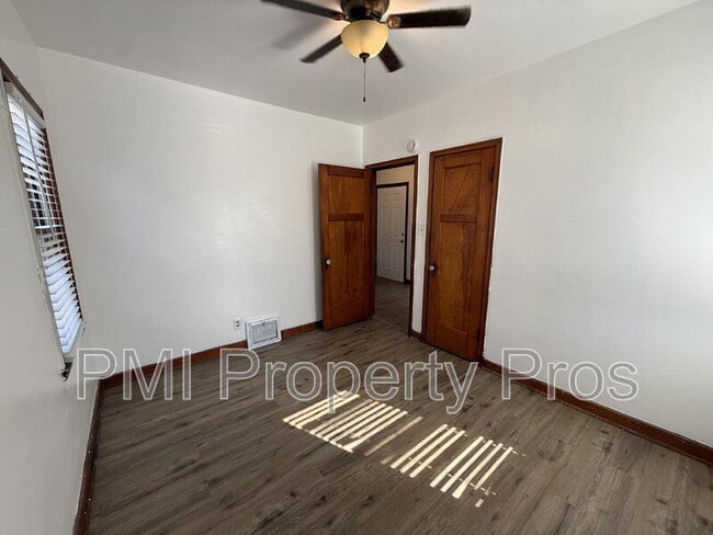 Building Photo - 2821 N 57th St