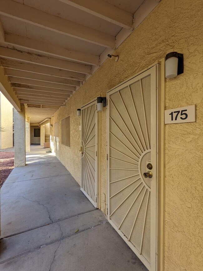 Building Photo - 12221 W Bell Rd