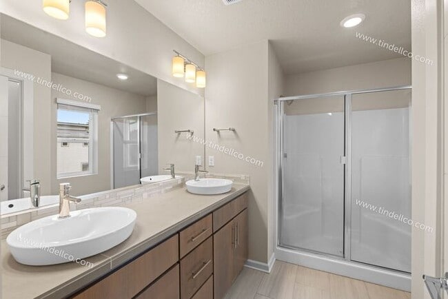 Building Photo - Modern 3-Bedroom Home with Spacious Bonus Room in Desirable Happy Valley!