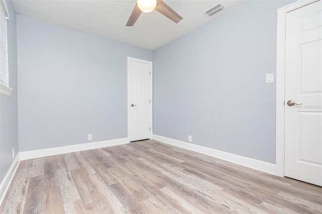 Building Photo - 3911 W Tyson Ave