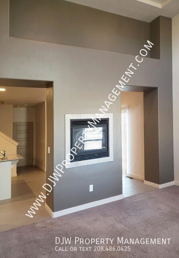 Building Photo - 3004 N LeBlanc Way