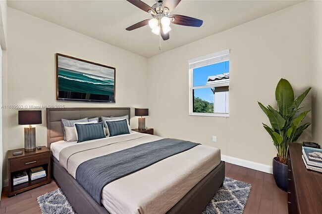 Building Photo - 9205 SW 170th Pl