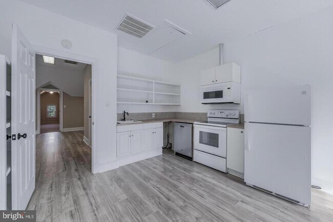 Building Photo - 615 Nalls Farm Way