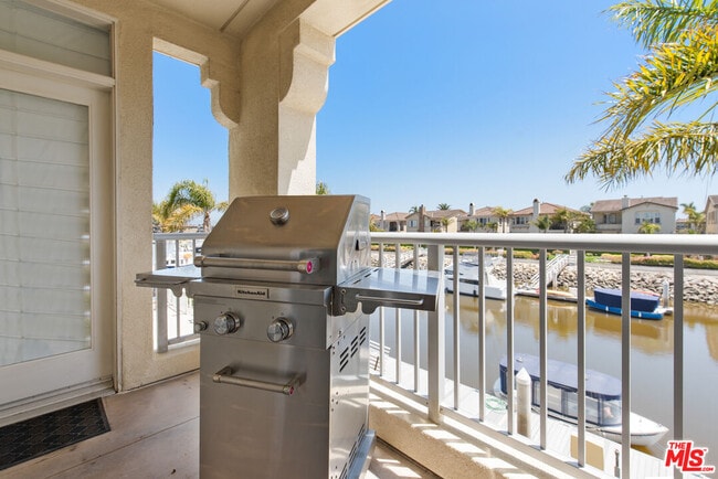Building Photo - 4320 Tradewinds Dr