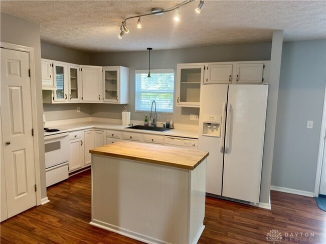 Building Photo - 5251 Mallet Club Dr